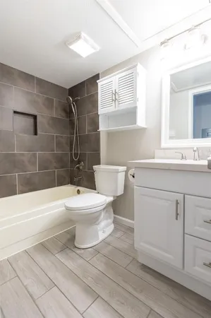 $1,275 | 3900 Woodchase Drive, Unit 132, Houston, TX 77042