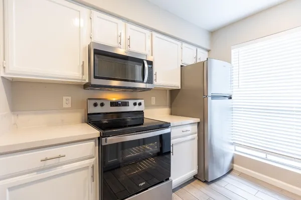 $1,275 | 3900 Woodchase Drive, Unit 132, Houston, TX 77042