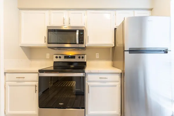 $1,275 | 3900 Woodchase Drive, Unit 132, Houston, TX 77042