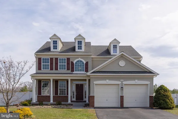 $549,500 | 122 Vincent Drive, Stephens City, VA 22655