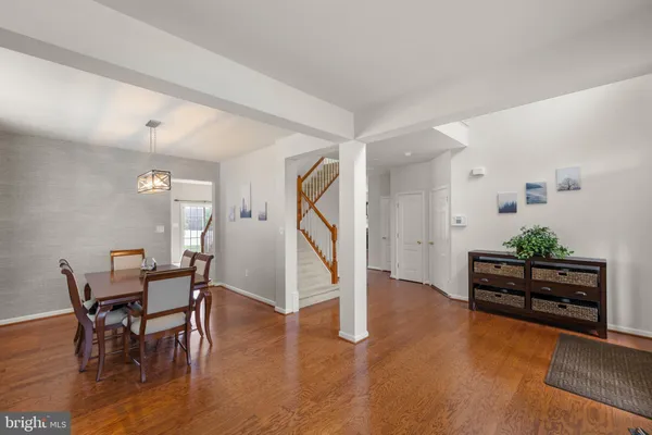 $549,500 | 122 Vincent Drive, Stephens City, VA 22655