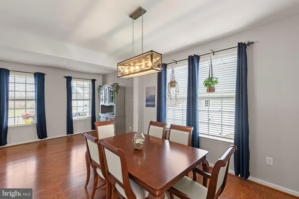 $549,500 | 122 Vincent Drive, Stephens City, VA 22655