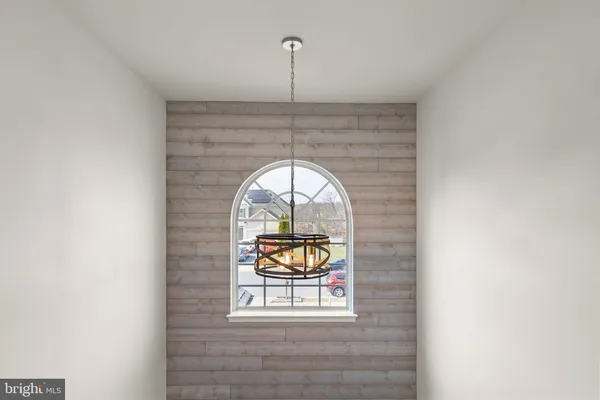 $549,500 | 122 Vincent Drive, Stephens City, VA 22655