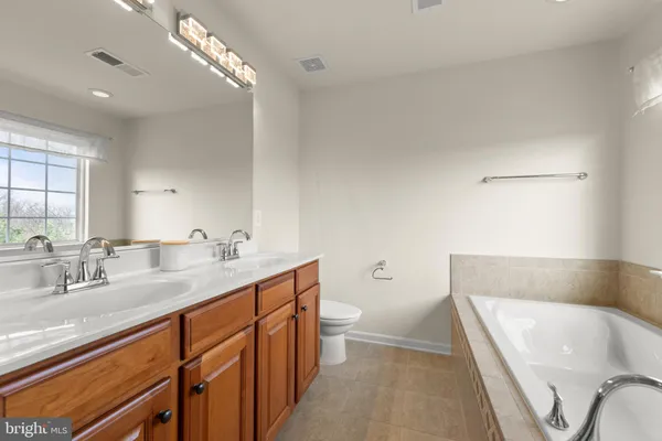 $549,500 | 122 Vincent Drive, Stephens City, VA 22655