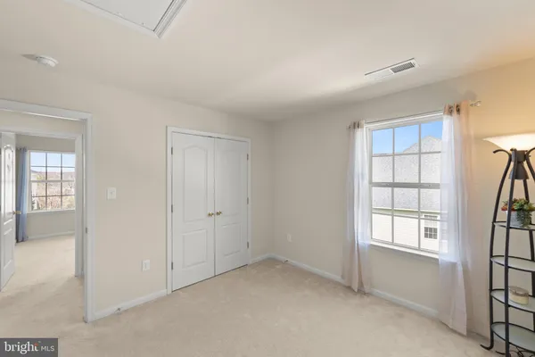 $549,500 | 122 Vincent Drive, Stephens City, VA 22655