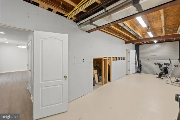 $549,500 | 122 Vincent Drive, Stephens City, VA 22655