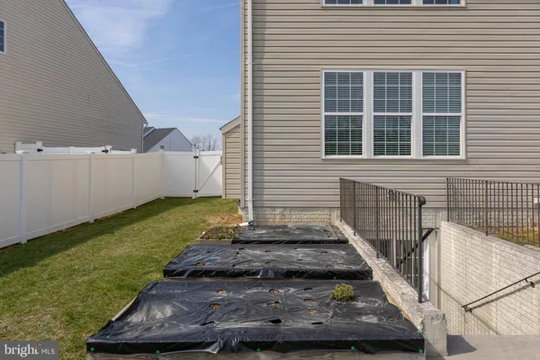 $549,500 | 122 Vincent Drive, Stephens City, VA 22655