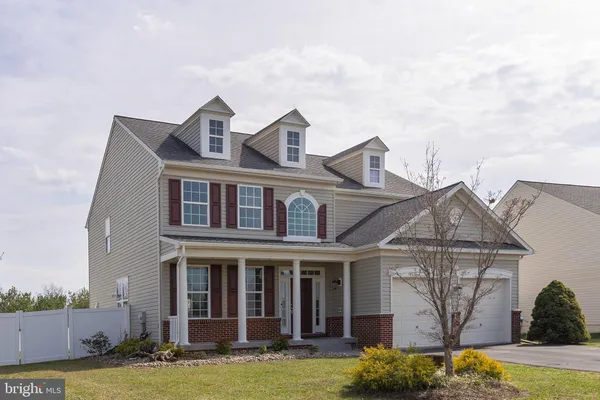 $549,500 | 122 Vincent Drive, Stephens City, VA 22655