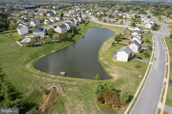 $549,500 | 122 Vincent Drive, Stephens City, VA 22655