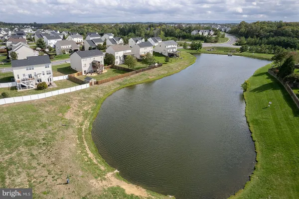 $549,500 | 122 Vincent Drive, Stephens City, VA 22655