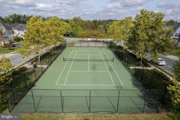 $549,500 | 122 Vincent Drive, Stephens City, VA 22655