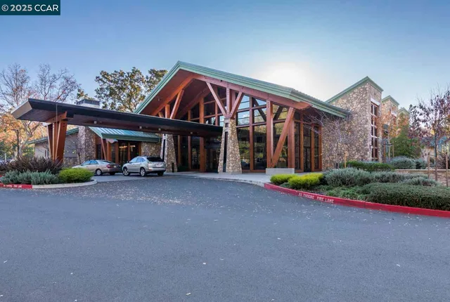 $829,000 | 2300 Pine Knoll Drive, Unit 1, Walnut Creek, CA 94595