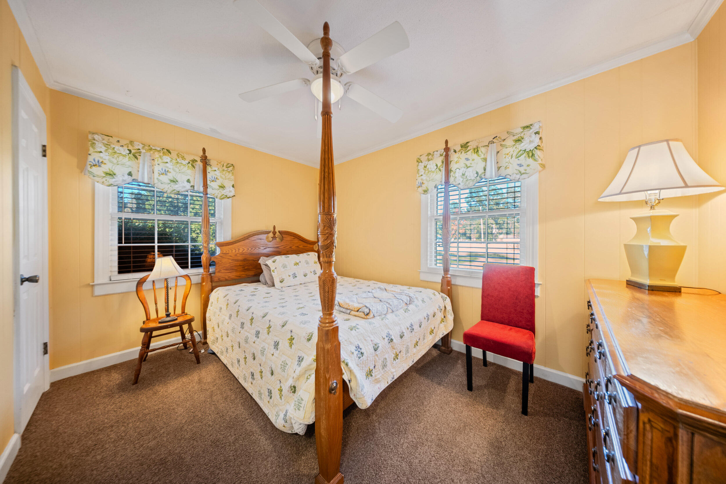 157 State Rd S-5-452 Bamberg, SC 29003 - Photo 13 of 29 157 Charles St bedroom2