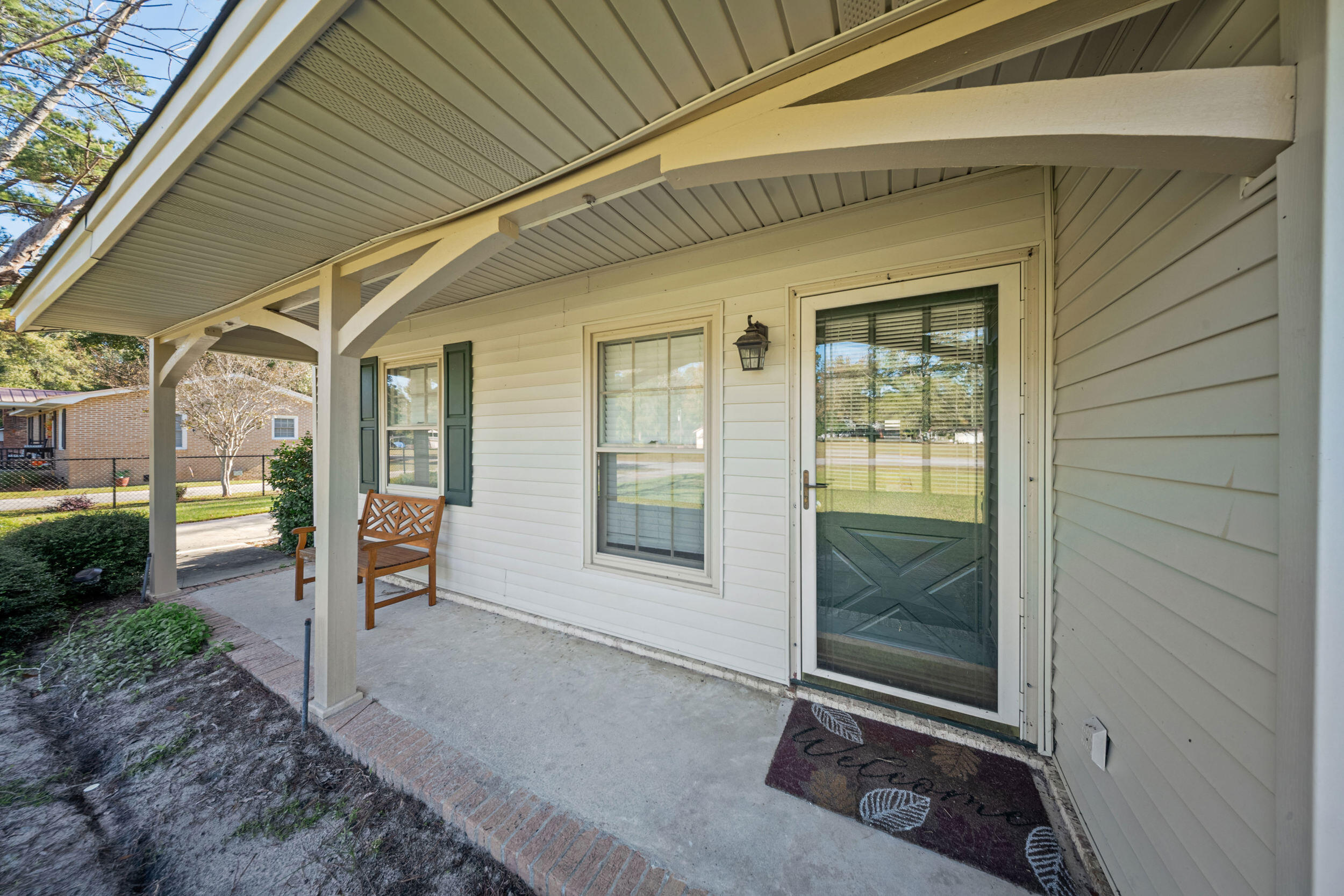 157 State Rd S-5-452 Bamberg, SC 29003 - Photo 4 of 29 157 Charles St front porch