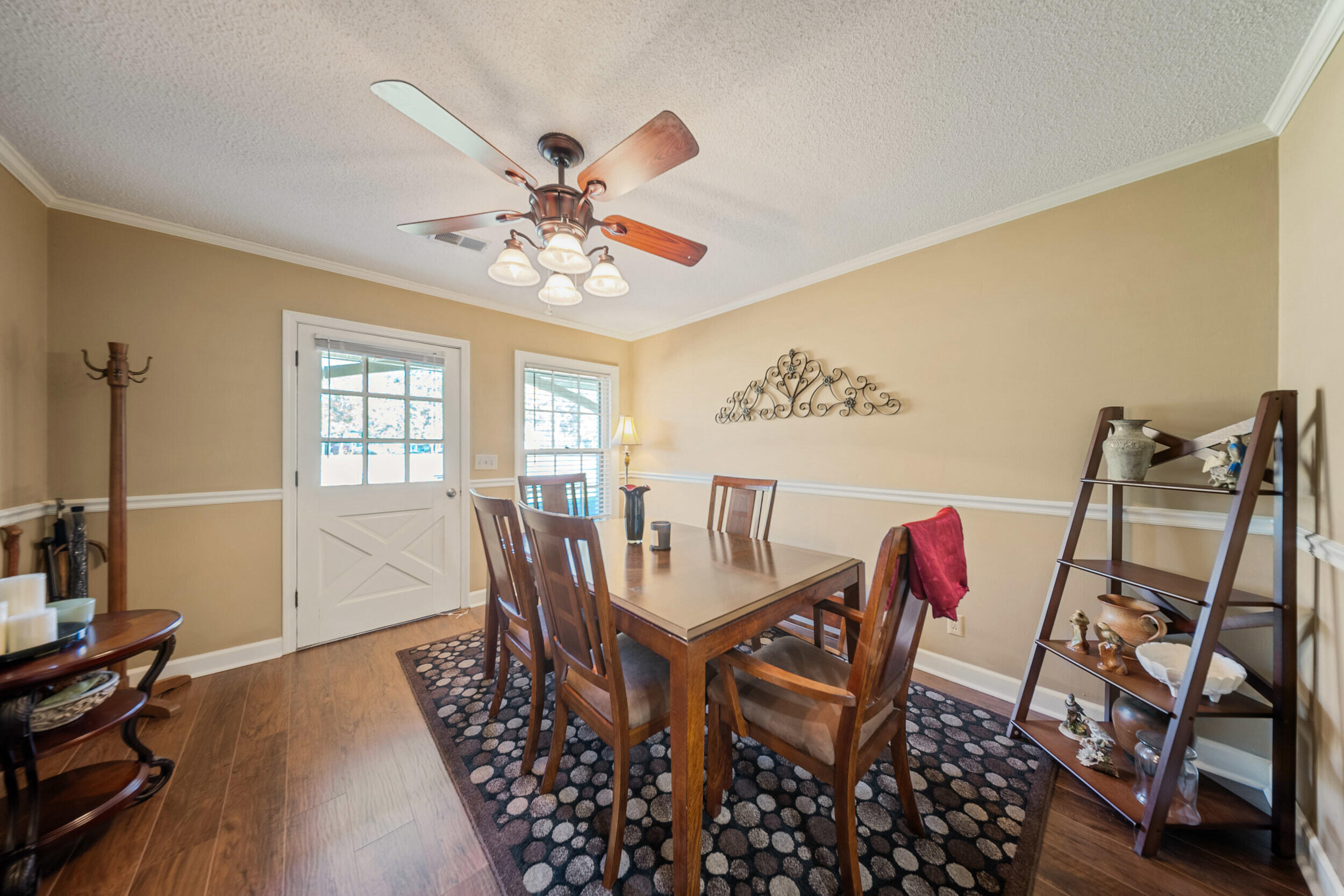 157 State Rd S-5-452 Bamberg, SC 29003 - Photo 7 of 29 157 Charles St dining roomjpg