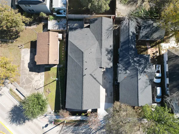 $2,200 | 430 North Hutcheson Street, Houston, TX 77003