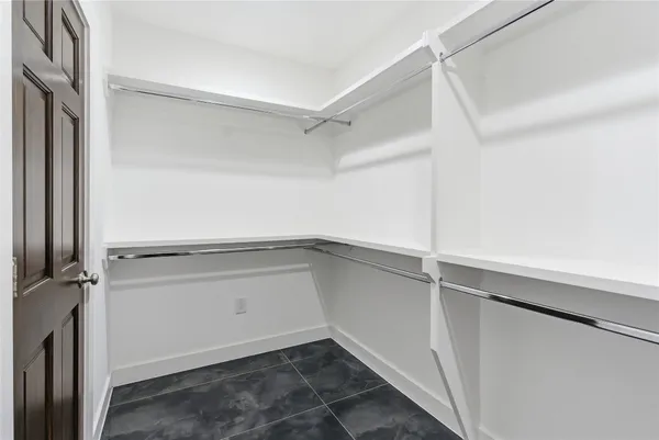 $2,200 | 430 North Hutcheson Street, Houston, TX 77003