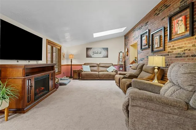 $349,000 | 1203 Cambridge Street, Natrona Heights, PA 15065