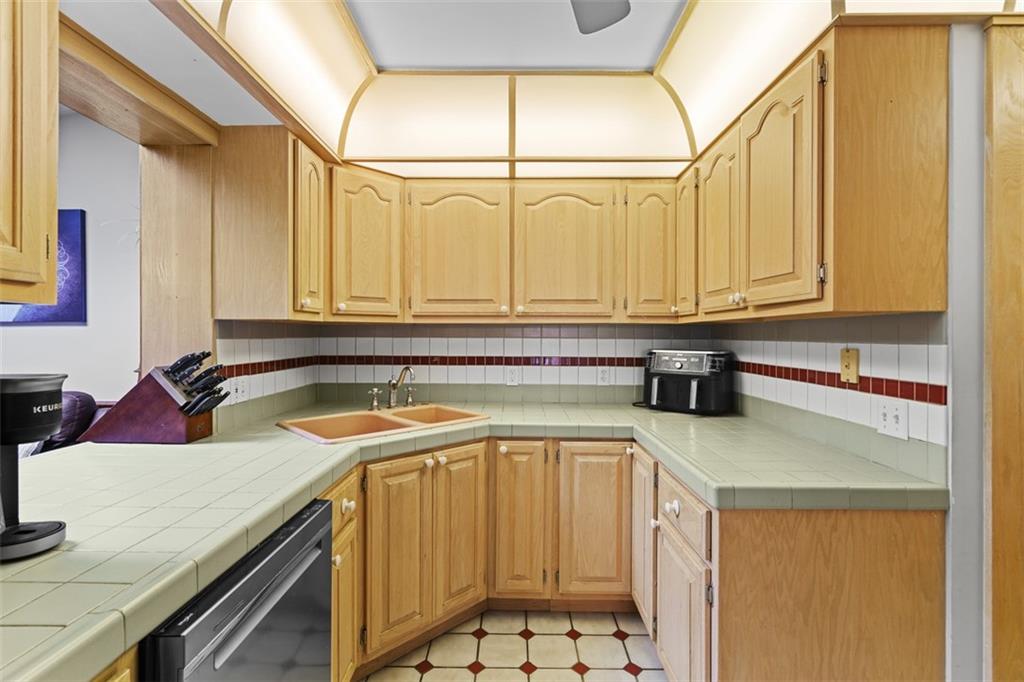 1203 Cambridge Street Natrona Heights, PA 15065 - Photo 13 of 28 Kitchen