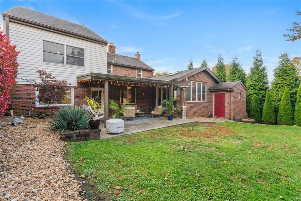 1203 Cambridge Street Natrona Heights, PA 15065 - Photo 2 of 28