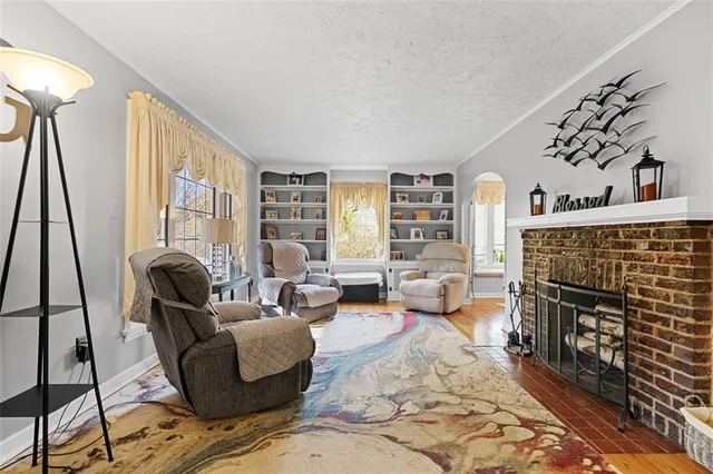 $349,000 | 1203 Cambridge Street, Natrona Heights, PA 15065