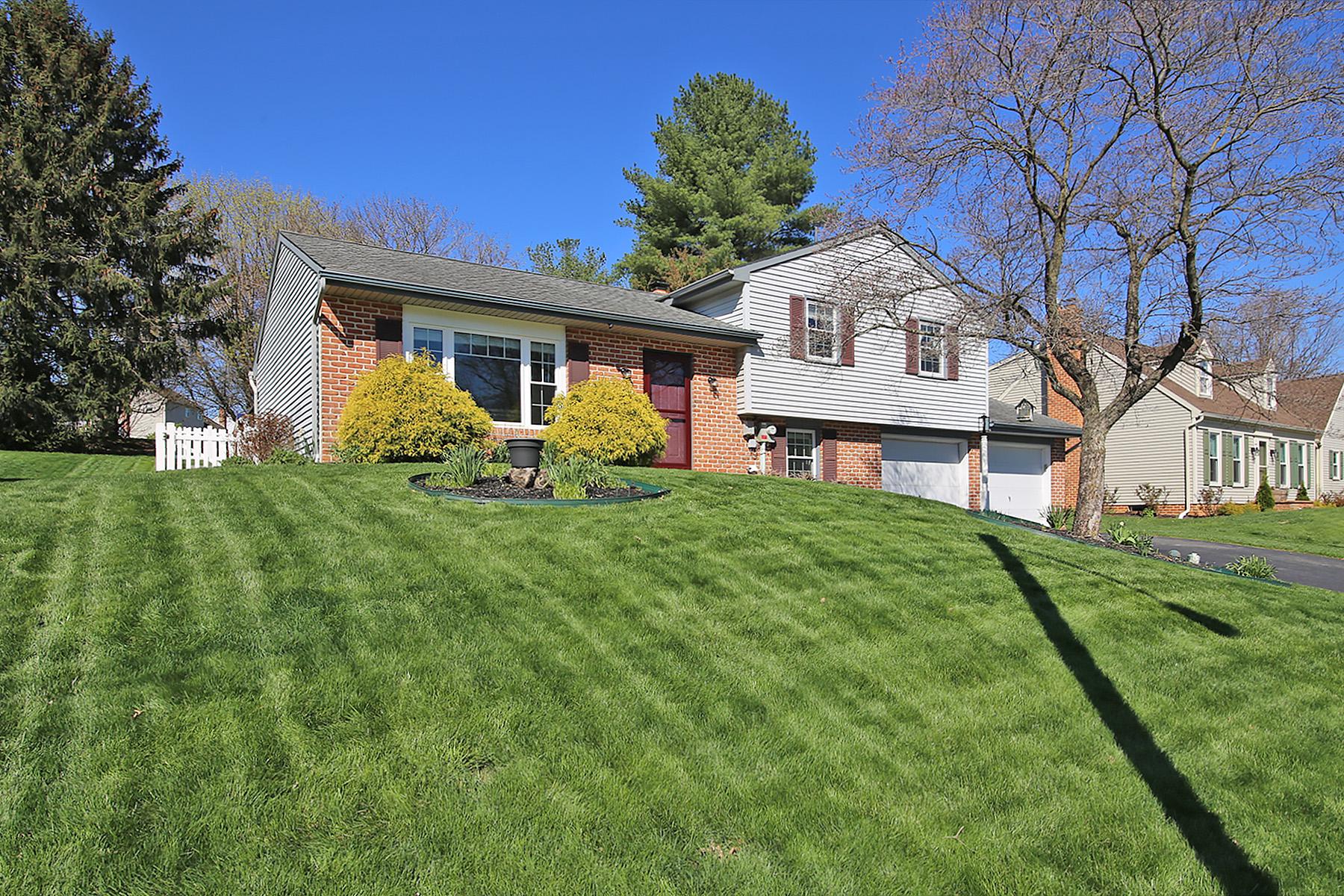 77 East Mohler Church Road Ephrata, PA 17522 - Photo 2 of 35 a front view of house with yard and green space