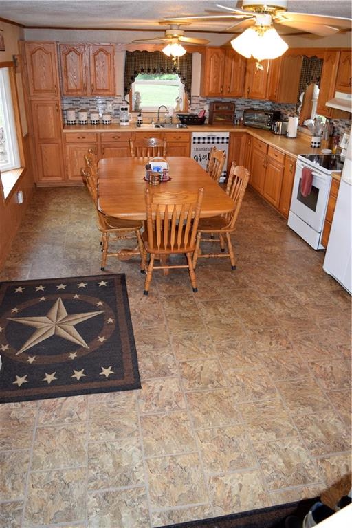 333 Baum Road Derry, PA 15627 - Photo 16 of 39 kitchen