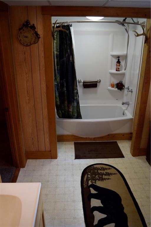 333 Baum Road Derry, PA 15627 - Photo 27 of 39 upstairs bathroom again