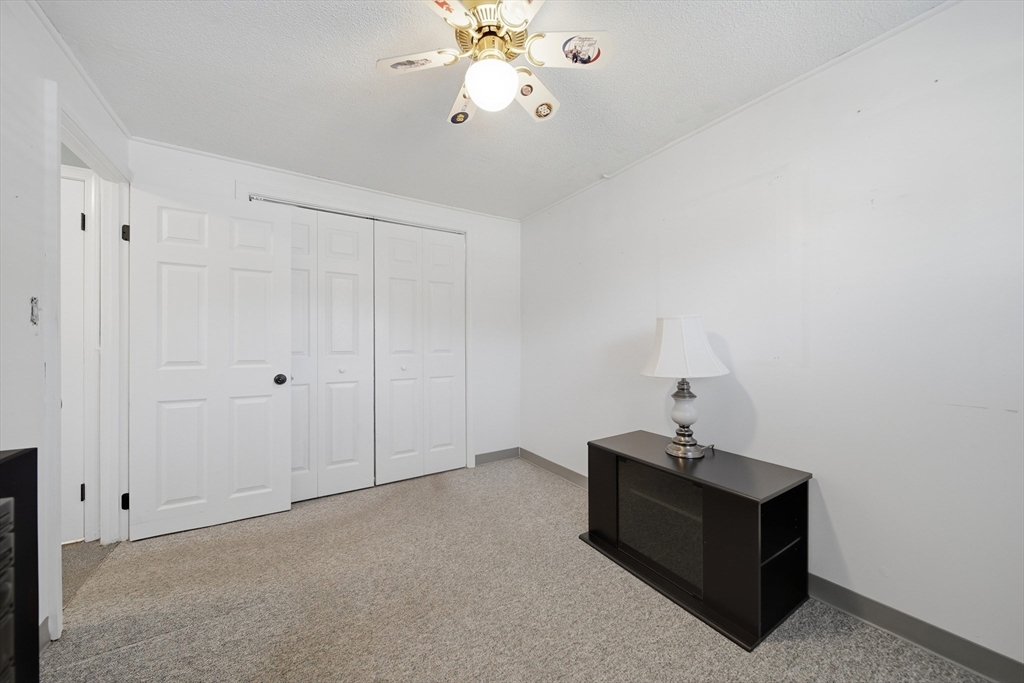 55 Burnham Road Billerica, MA 01862 - Photo 20 of 31