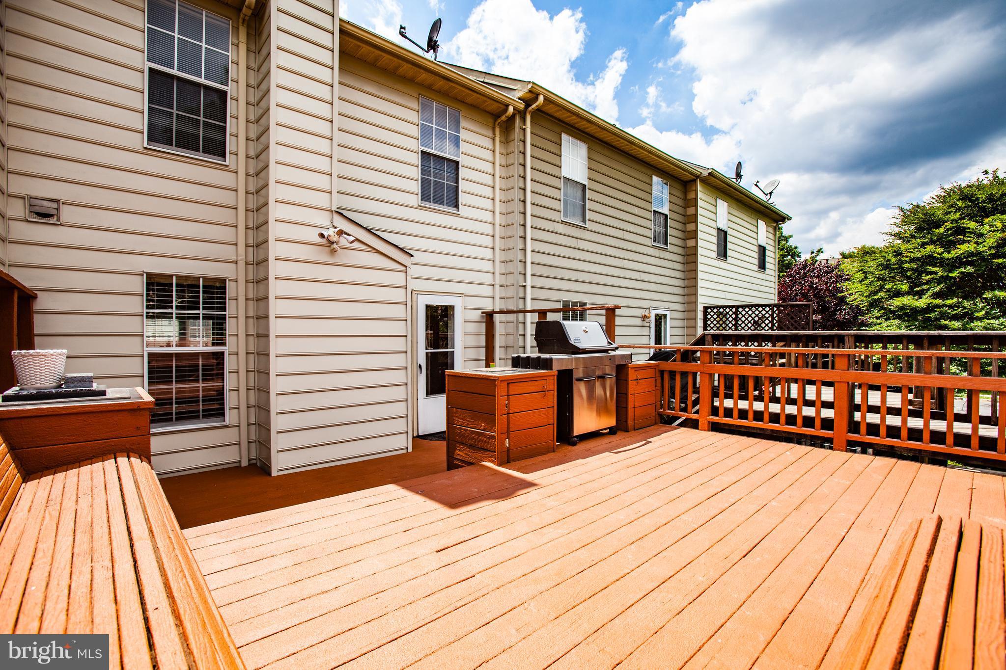 6005 Bingley Road Alexandria, VA 22315 - Photo 13 of 26 Exterior (Rear)