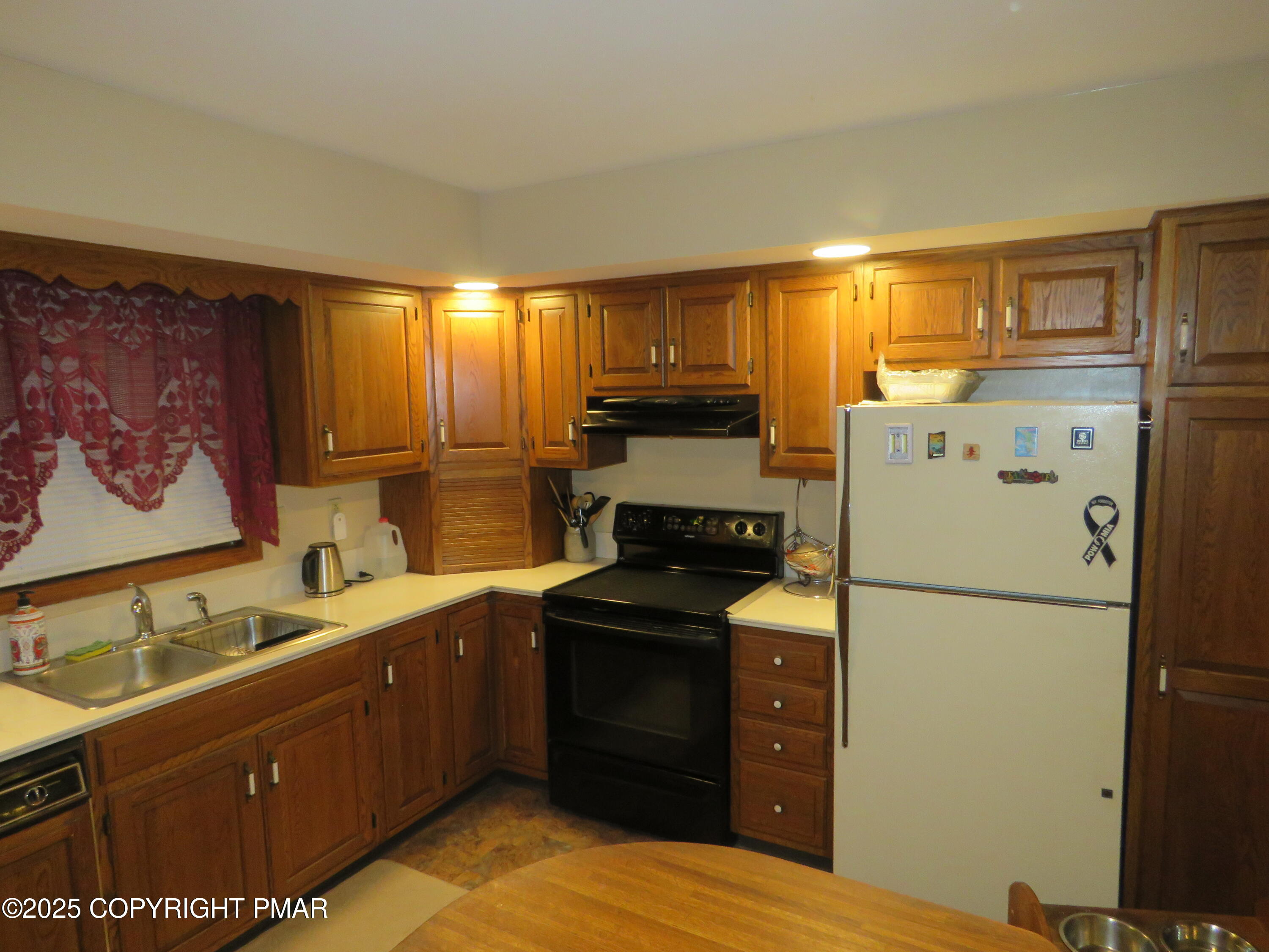 5186 Spring Drive Swiftwater, PA 18370 - Photo 14 of 22 IMG_9759