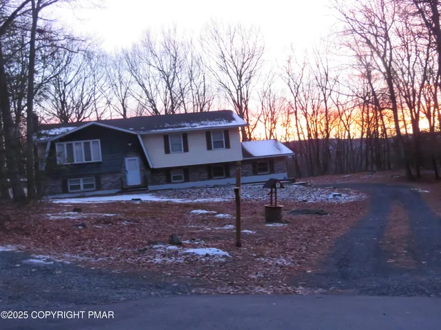 $389,900 | 5186 Spring Drive, Swiftwater, PA 18370