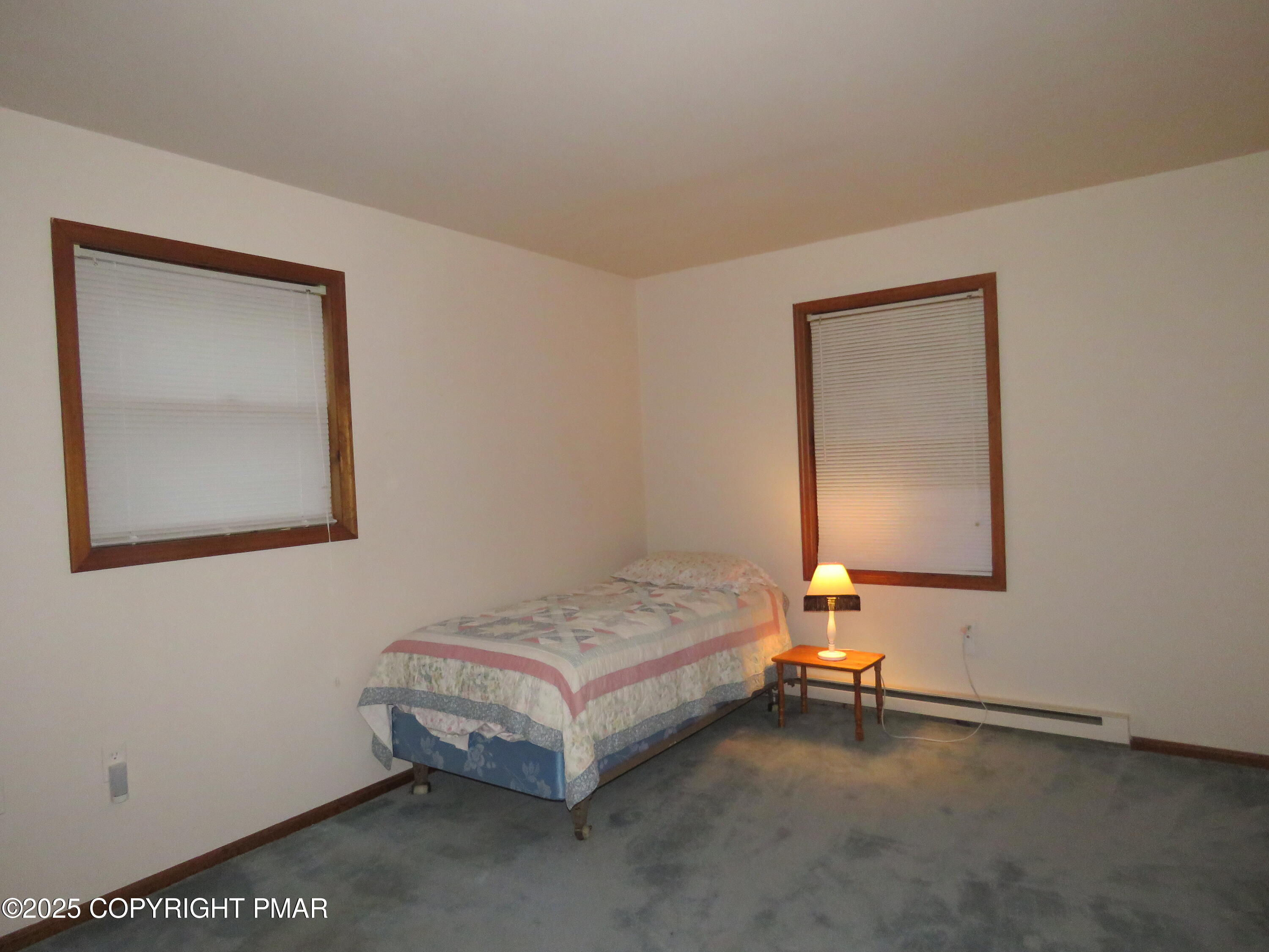 5186 Spring Drive Swiftwater, PA 18370 - Photo 4 of 22 IMG_9736