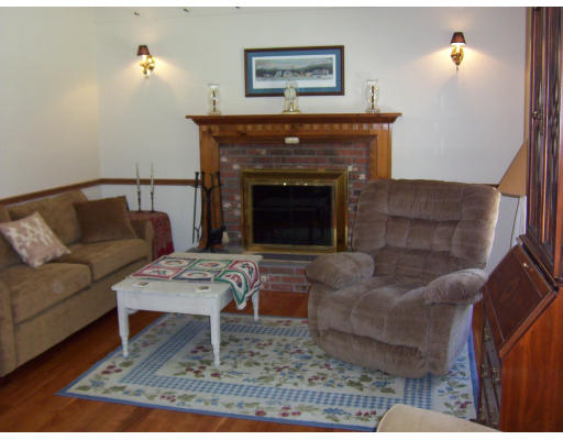 194 Schoolhouse Road Tolland, MA 01034 - Photo 6 of 19