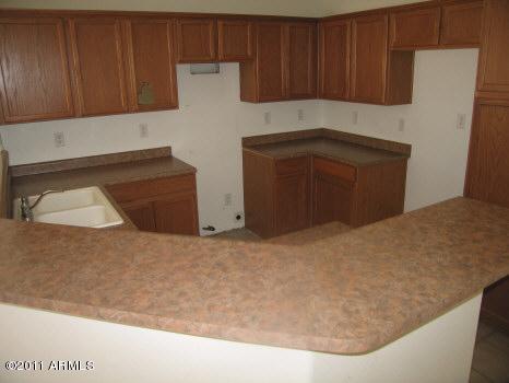 5502 West Pecan Road Laveen, AZ 85339 - Photo 4 of 5 Kitchen