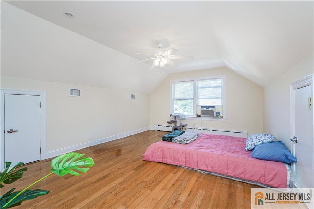 82 Milltown Road East Brunswick, NJ 08816 - Photo 26 of 45