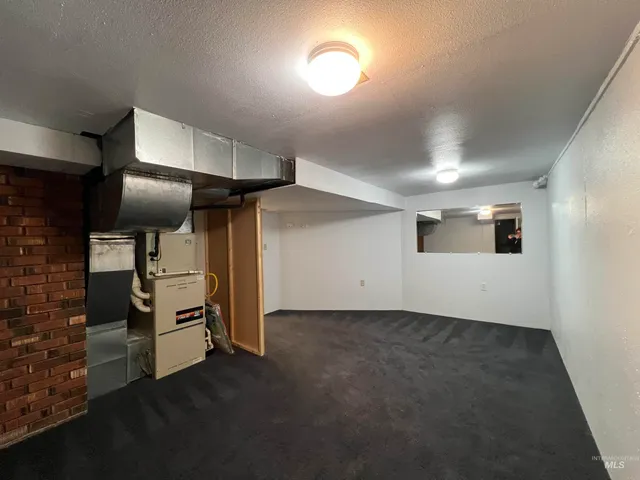 $1,295 | 2405 Sunset Drive, Unit 2, Ontario, OR 97914