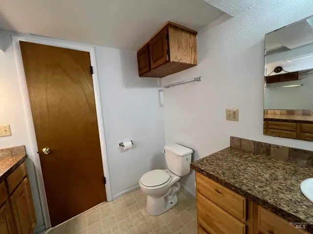 $1,295 | 2405 Sunset Drive, Unit 2, Ontario, OR 97914