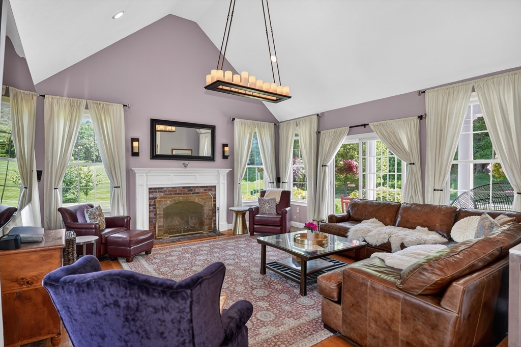 27 Autumn Ridge Road Berlin, MA 01503 - Photo 12 of 42