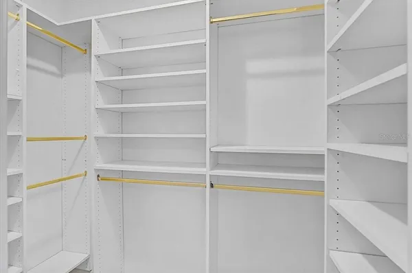 $1,050,000 | 4708 Sweetmeadow Circle, Sarasota, FL 34238