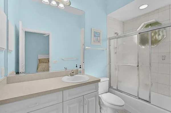 $1,050,000 | 4708 Sweetmeadow Circle, Sarasota, FL 34238