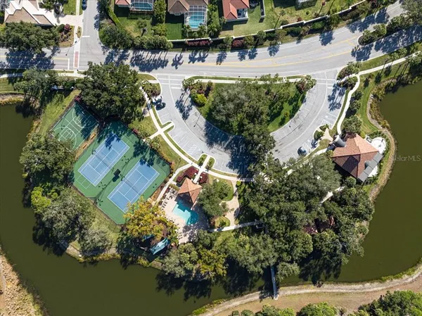 $1,050,000 | 4708 Sweetmeadow Circle, Sarasota, FL 34238