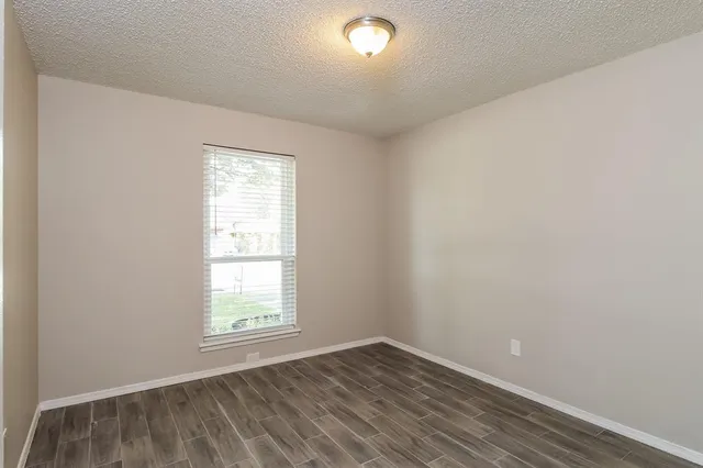 $2,020 | 6637 North Park Drive, Watauga, TX 76148