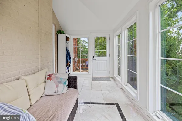 $4,500 | 7241 Lee Highway, Falls Church, VA 22042