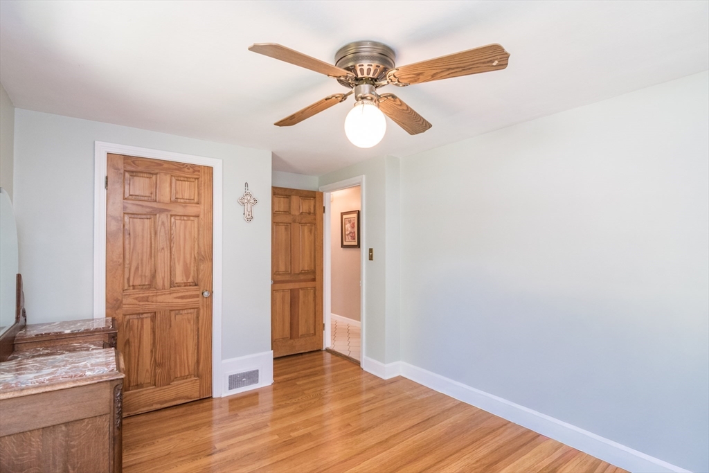 1466-1468 Page Boulevard Springfield, MA 01104 - Photo 19 of 42