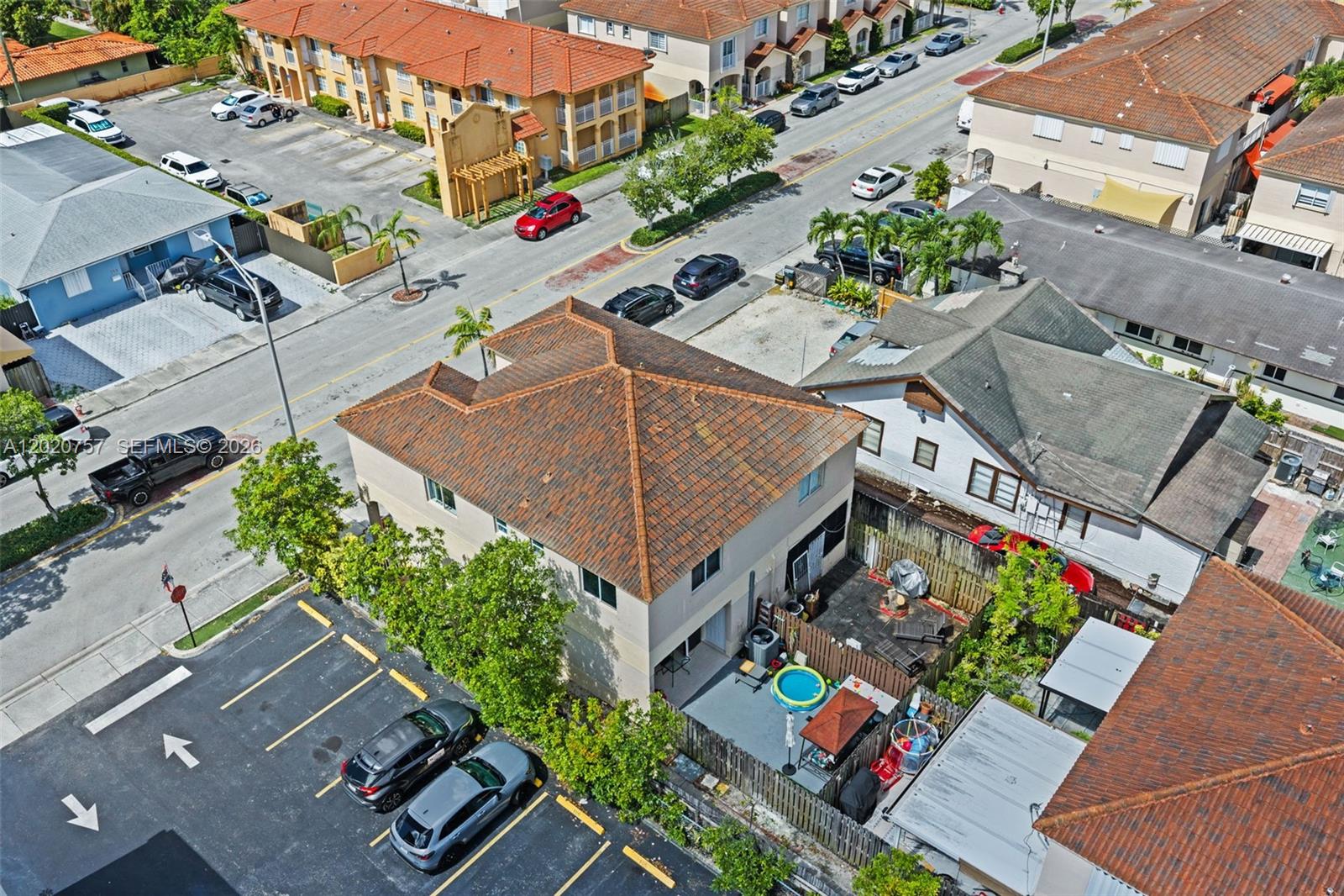 255 East 3rd Street, Unit 1 Hialeah, FL 33010 - Photo 34 of 38 an aerial view of a house with a garden