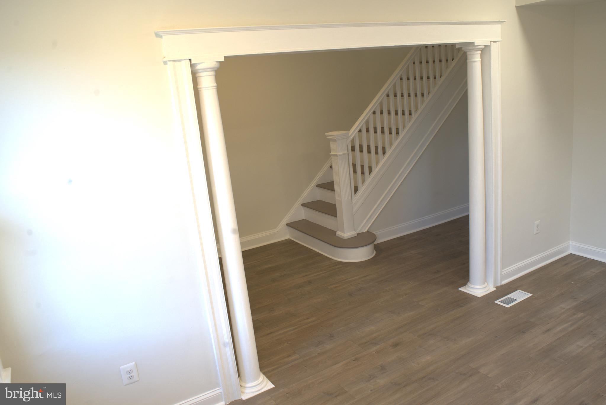 117 South Wickham Road Baltimore, MD 21229 - Photo 21 of 121 LR10