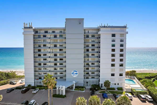 $10,000 | 840 Ocean Drive, Unit 905, Juno Beach, FL 33408