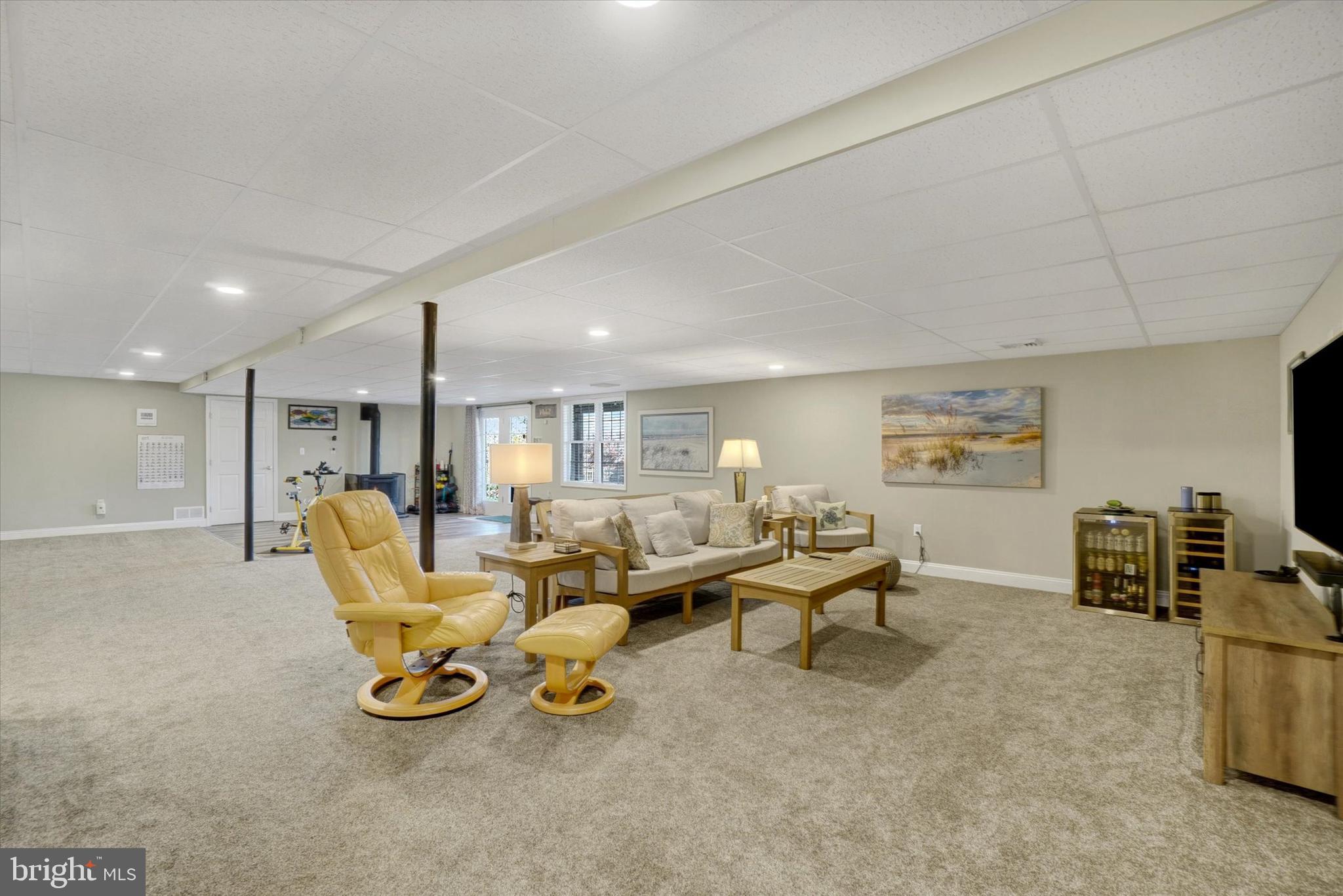 657 Campbell Road York, PA 17402 - Photo 19 of 30 a living room with furniture
