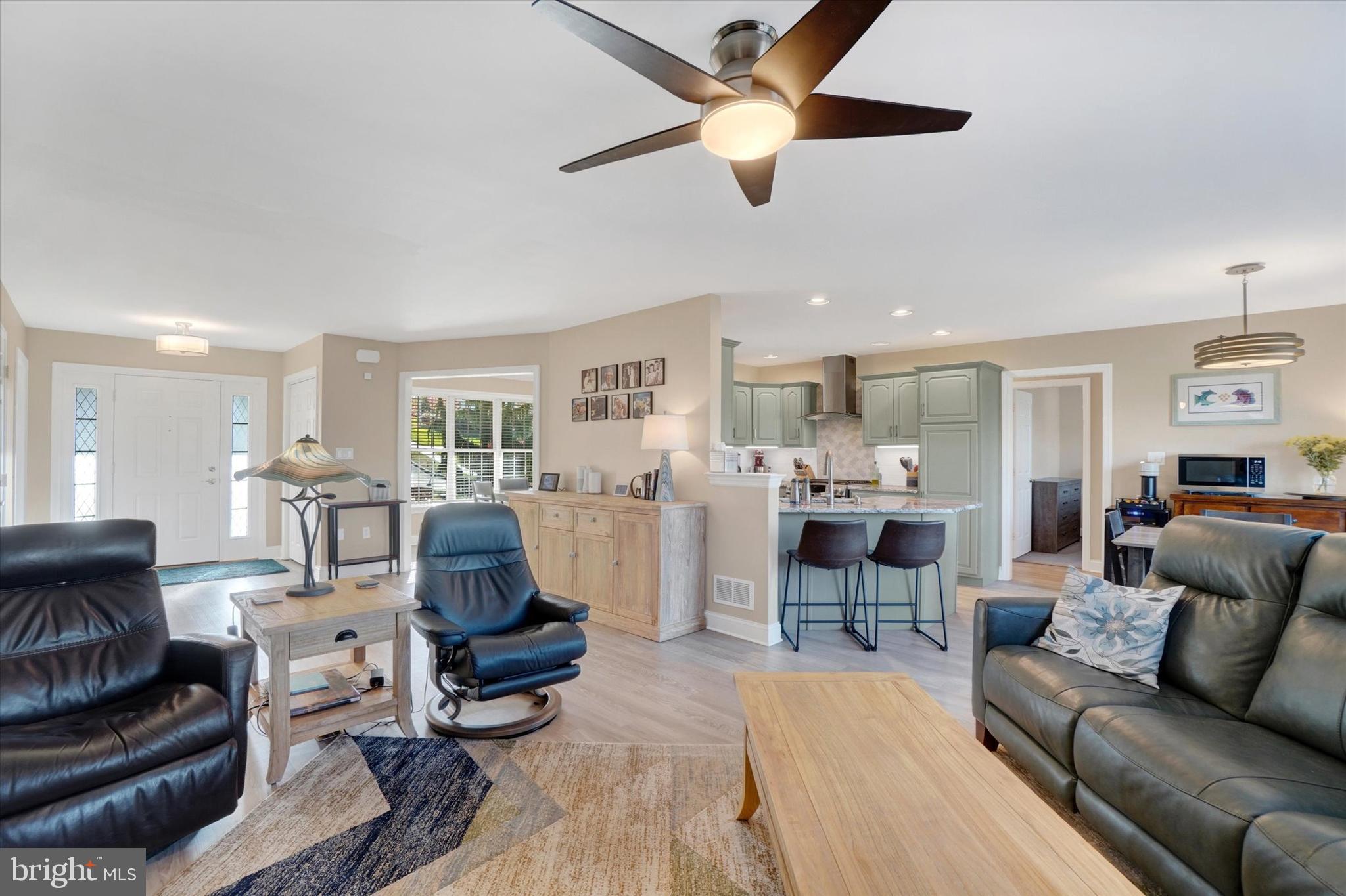 657 Campbell Road York, PA 17402 - Photo 28 of 30 a living room with furniture